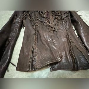 Leather jacket for women. 100%leather.